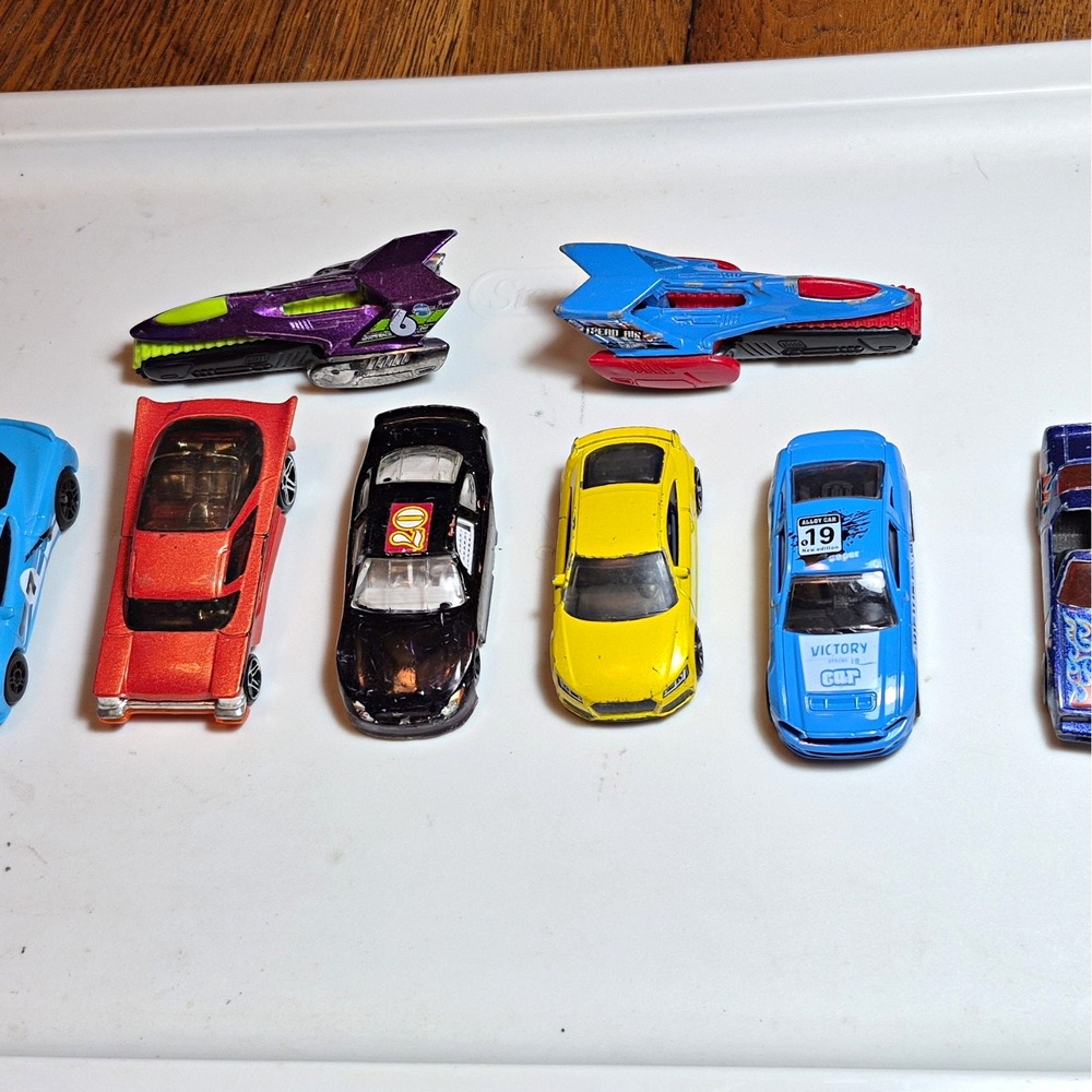 Lot # 3 has 8 Hot Wheels Diecast 1:64 Cars Pontiac Firebird Corvette C8 Audi TT